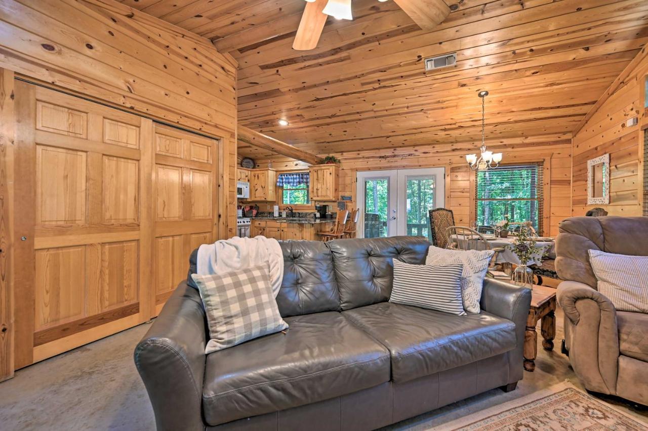 Broken Bow Azalea House - Forest Gem With Hot Tub! ภายนอก รูปภาพ